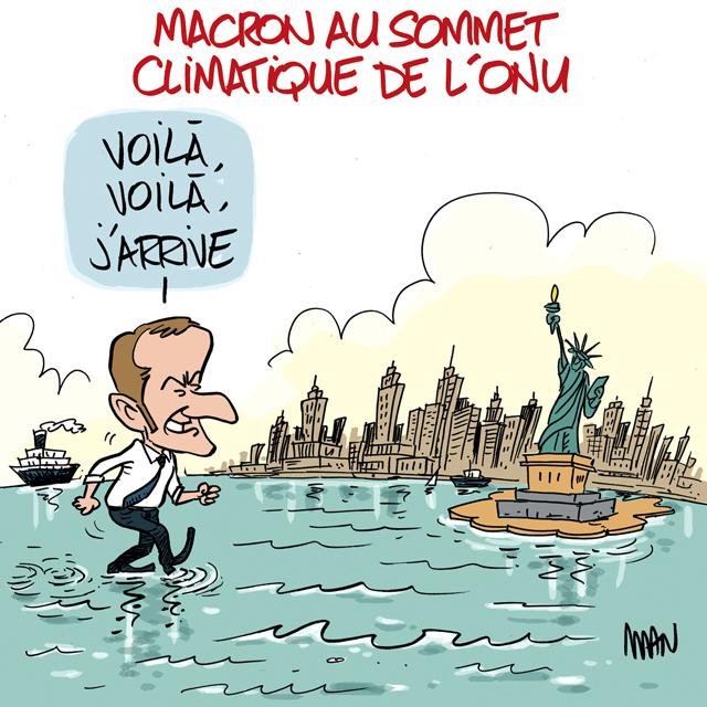Dessin de presse : Macron aux nues presse : Macron aux nues